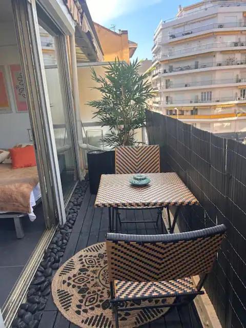 Elegant T2 Clim & Balcon - Plein Centre Кан Екстериор снимка